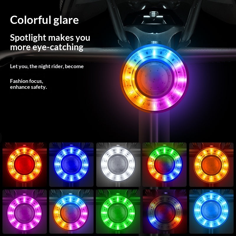 Light-sensitive Curved Taillights Equipped